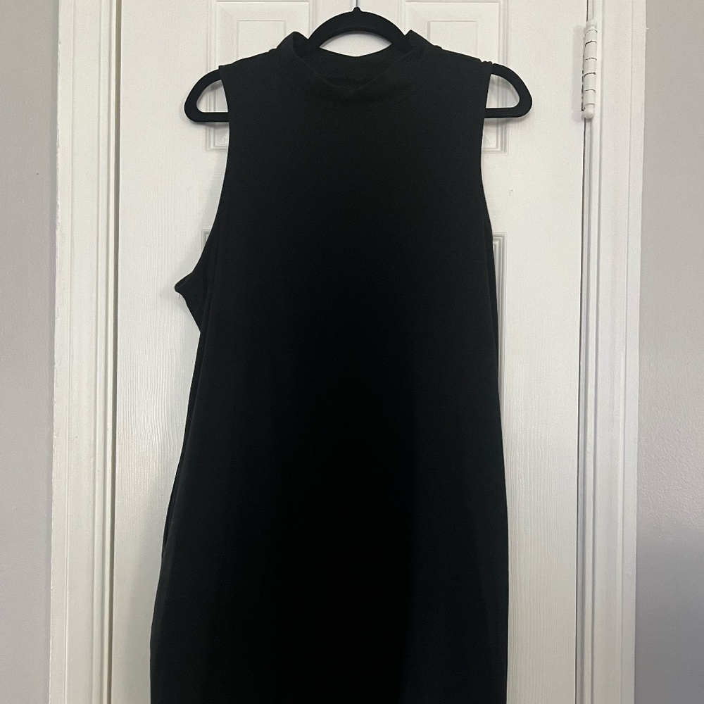 Torrid Black Sleeveless Mock-neck Bodycon Dress-- Size 3